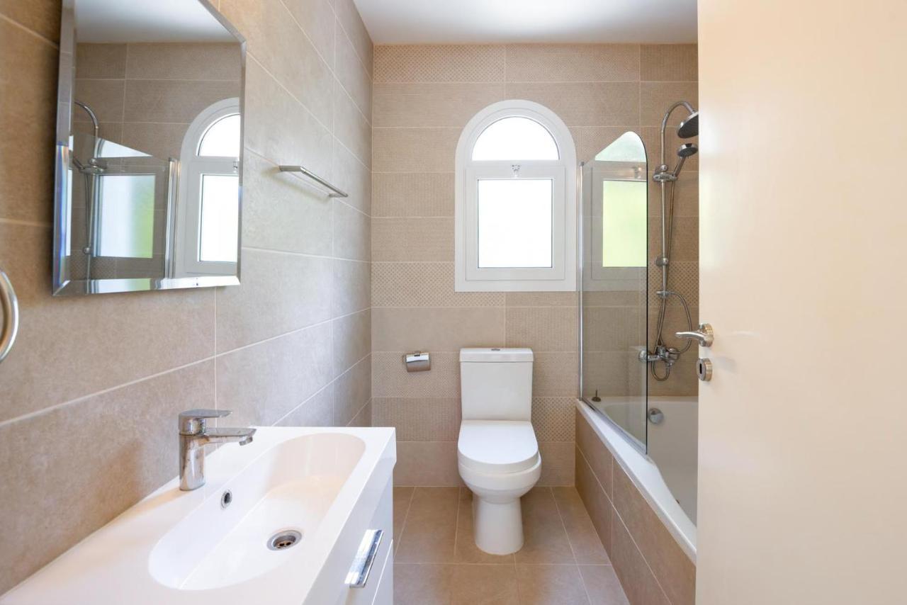קורל ביי Bungalow Mikaella By Ezoria Villas מראה חיצוני תמונה