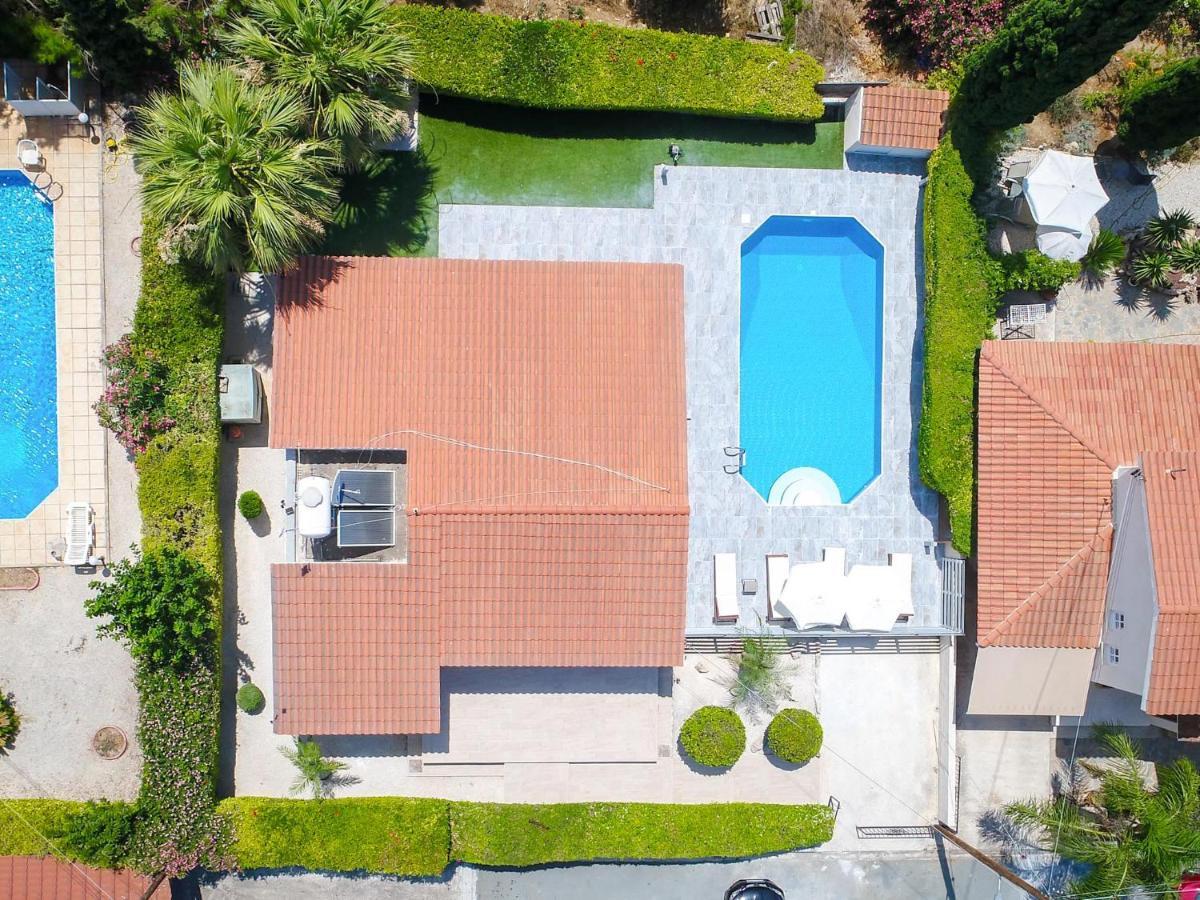 קורל ביי Bungalow Mikaella By Ezoria Villas מראה חיצוני תמונה