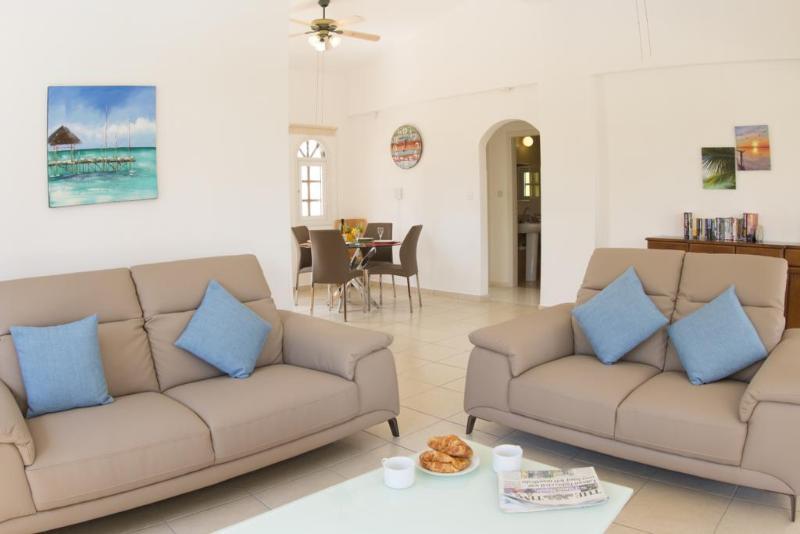 קורל ביי Bungalow Mikaella By Ezoria Villas מראה חיצוני תמונה
