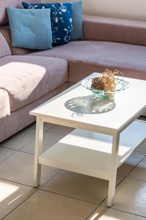 קורל ביי Bungalow Mikaella By Ezoria Villas מראה חיצוני תמונה