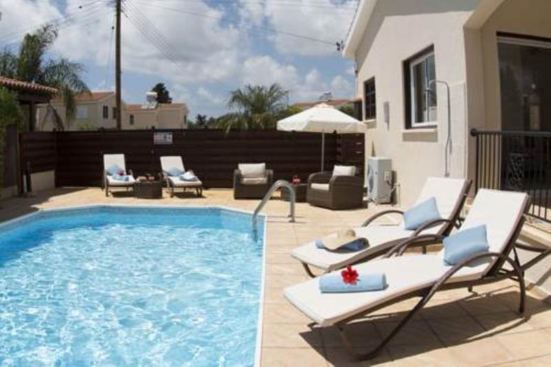 קורל ביי Bungalow Mikaella By Ezoria Villas מראה חיצוני תמונה